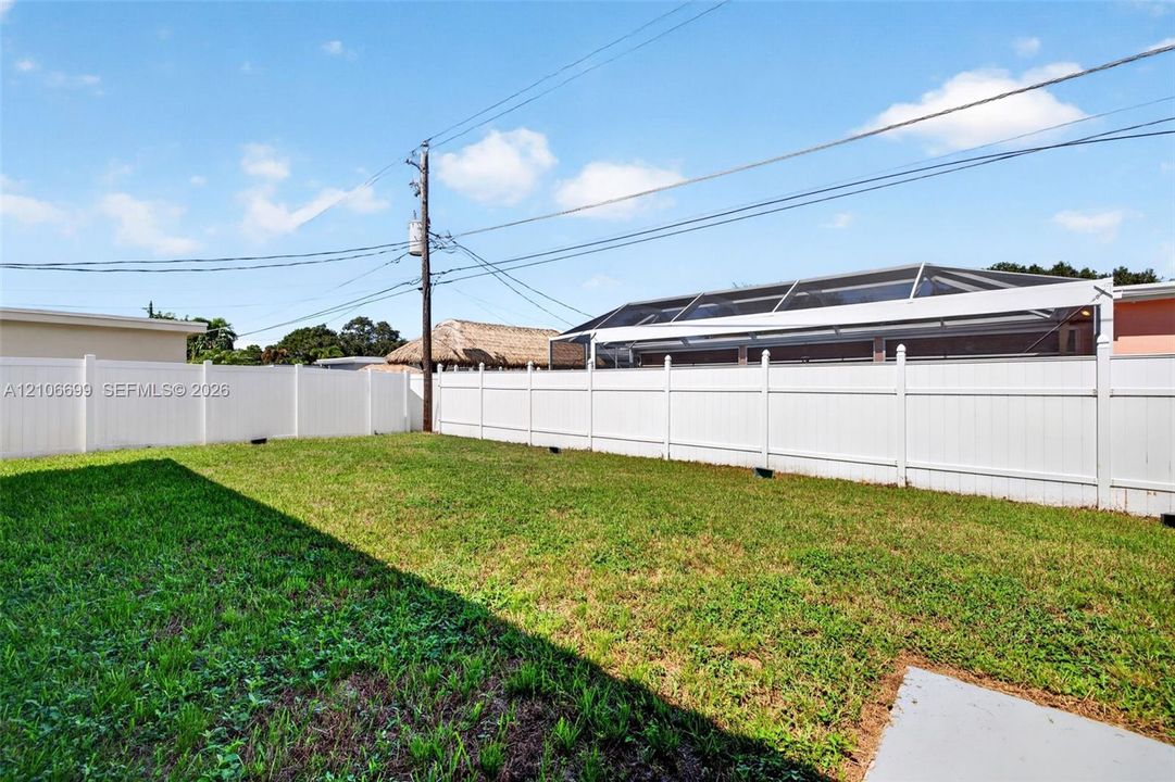 For Sale: $650,000 (3 beds, 2 baths, 1762 Square Feet)