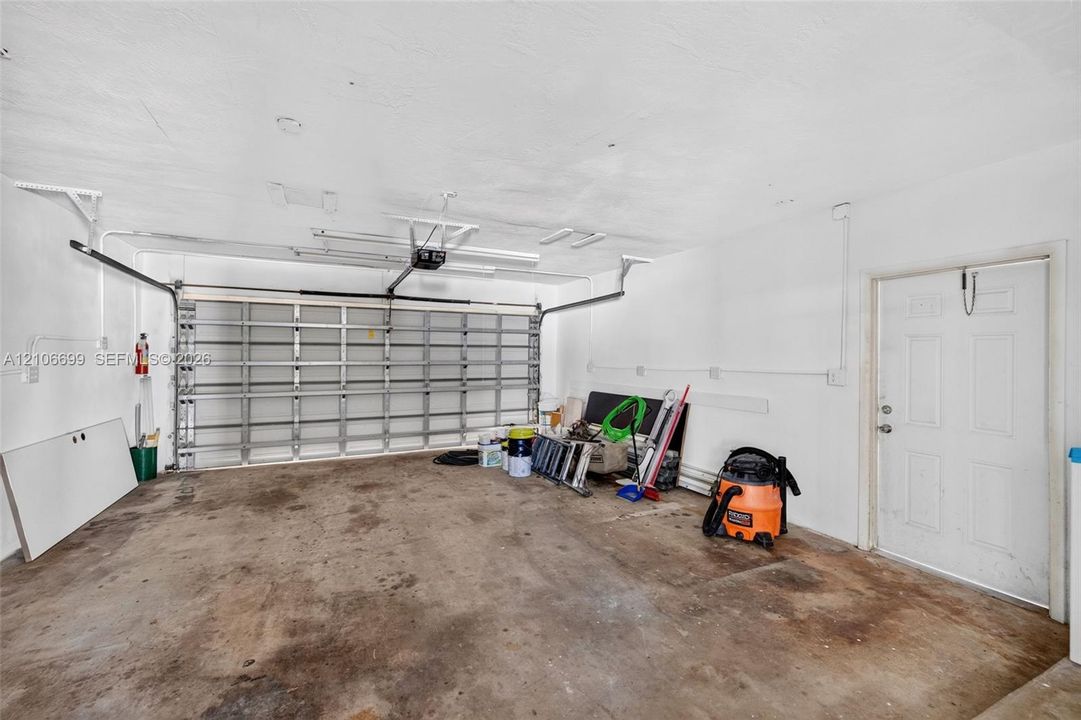 For Sale: $650,000 (3 beds, 2 baths, 1762 Square Feet)
