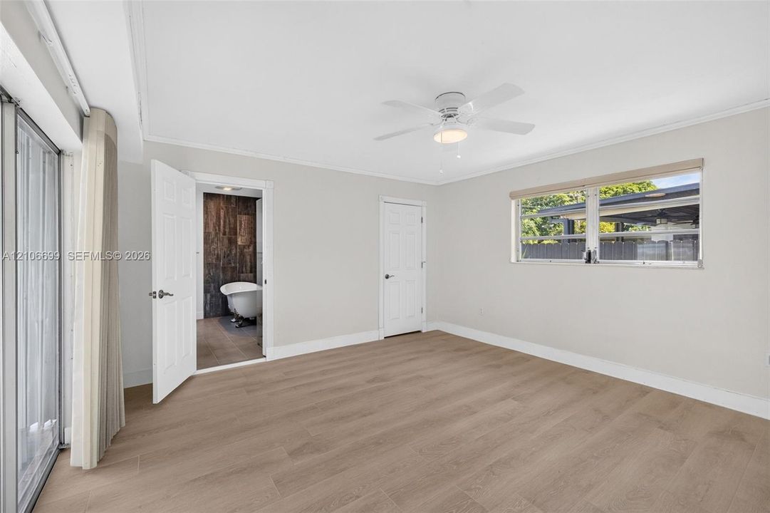 For Sale: $650,000 (3 beds, 2 baths, 1762 Square Feet)