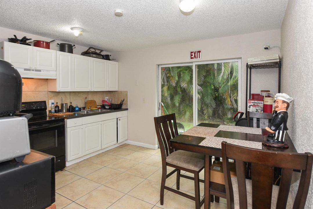 4218 Kirk Rd_Pamela Silverman_5