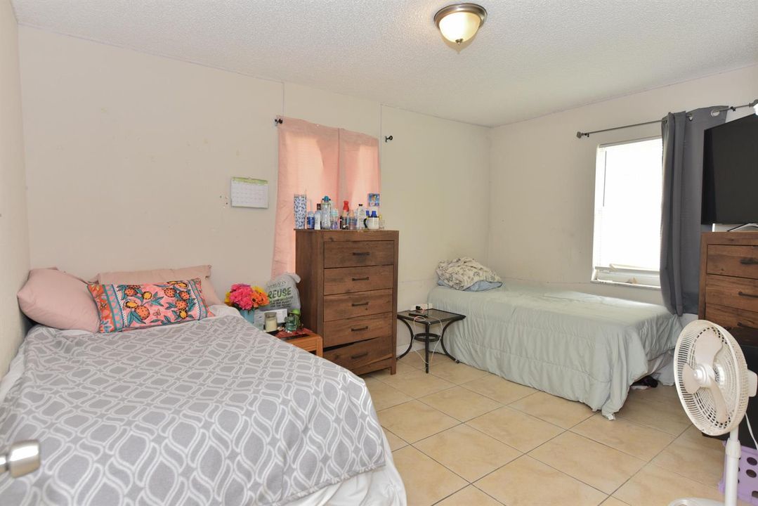 4218 Kirk Rd_Pamela Silverman_29