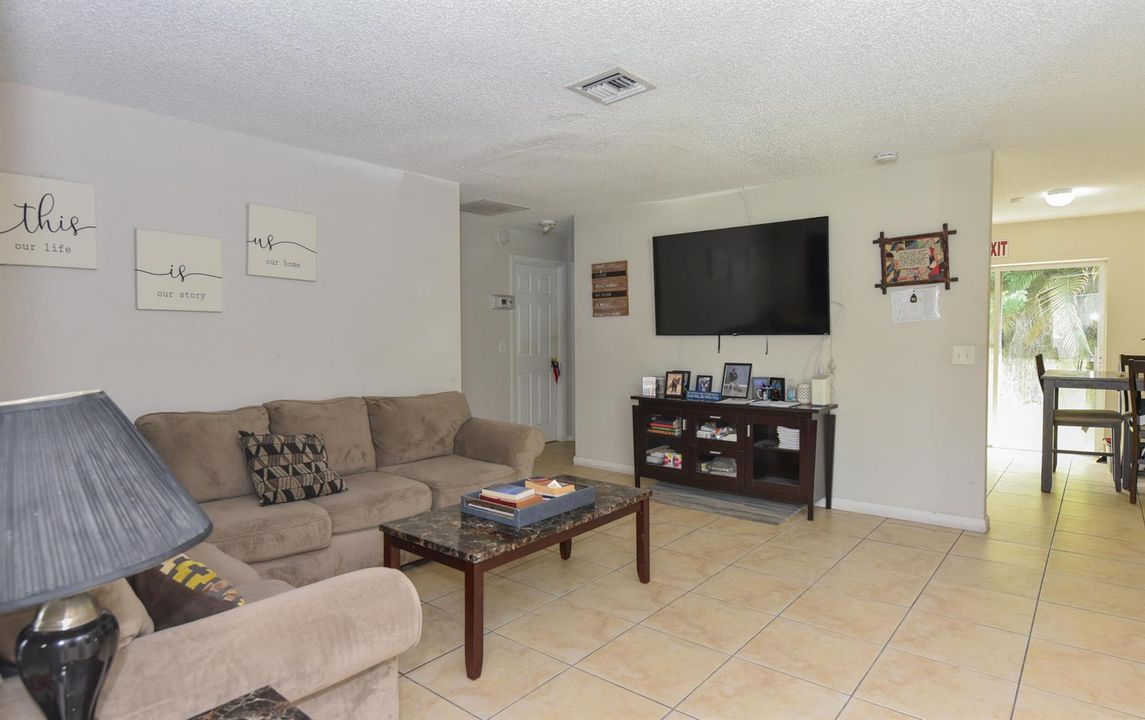 4218 Kirk Rd_Pamela Silverman_35