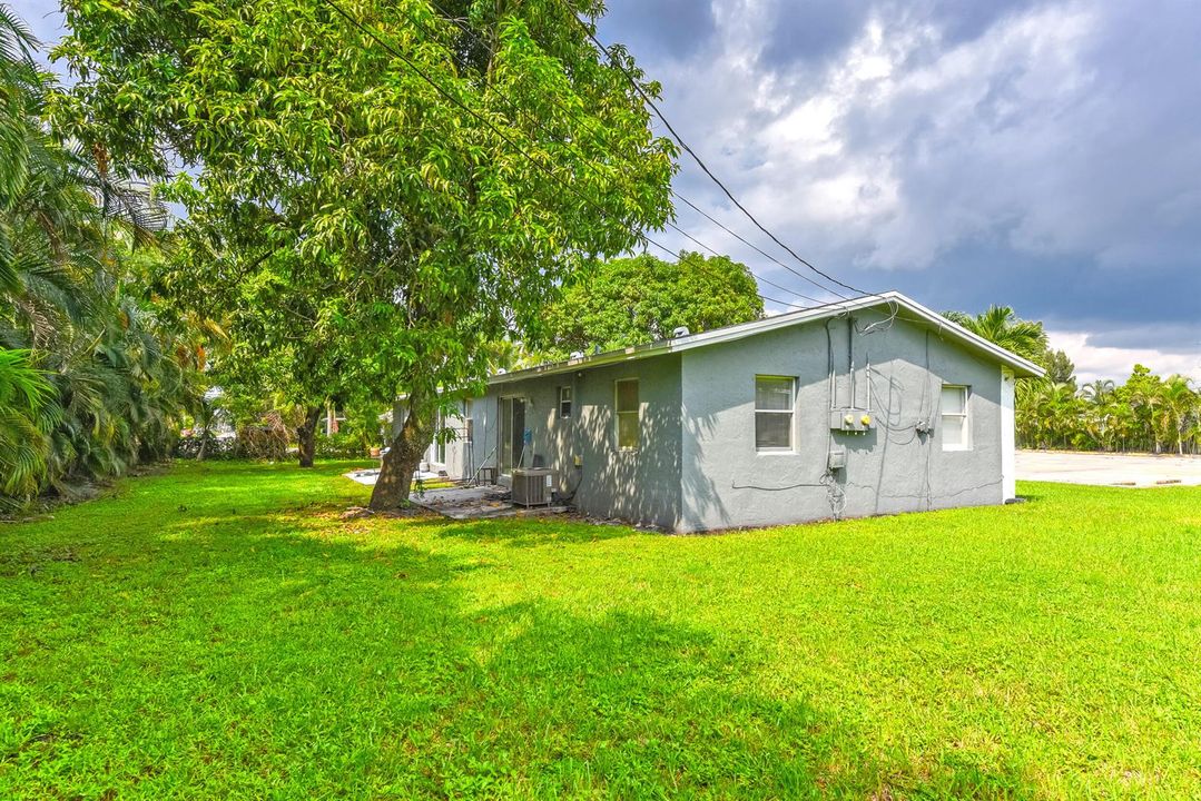 4218 Kirk Rd_Pamela Silverman_36