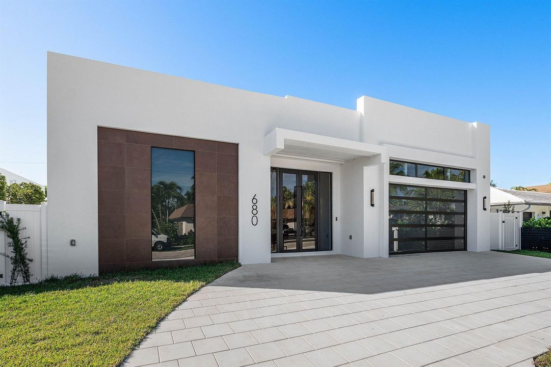 004-680HastingsStreet-BocaRaton-FL-33487