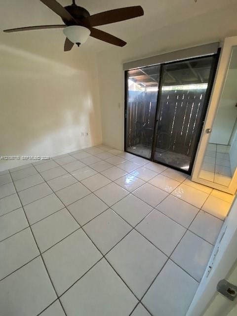 Second bedroom/office