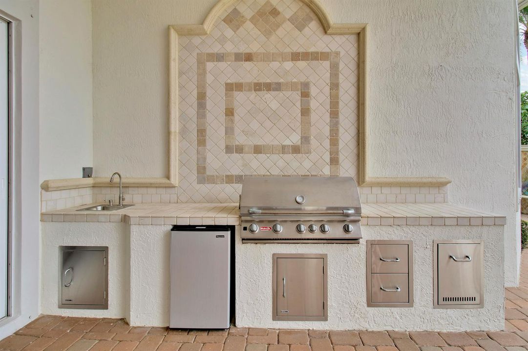 Summer Kitchen