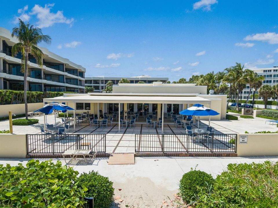 * Beach Club close up 48_150BradleyPlace