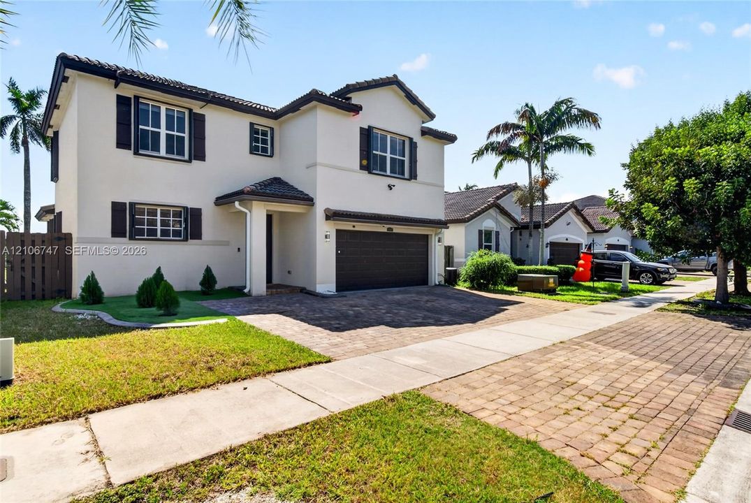 For Sale: $635,000 (4 beds, 2 baths, 2479 Square Feet)