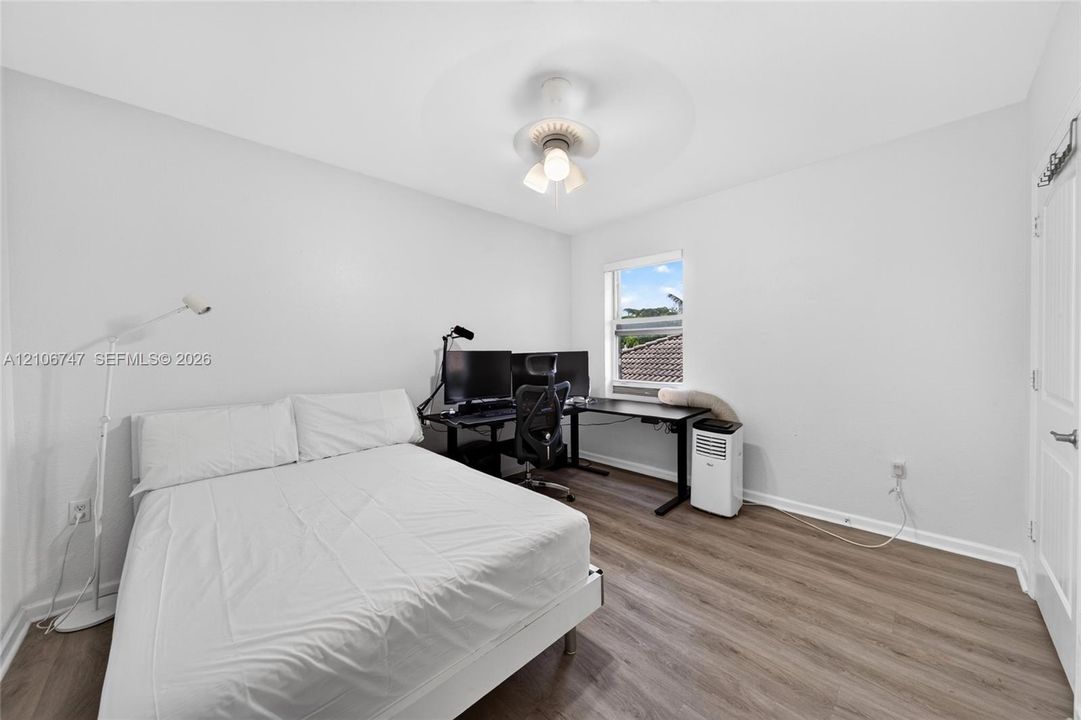 For Sale: $635,000 (4 beds, 2 baths, 2479 Square Feet)
