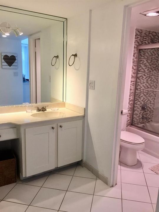 В аренду: $3,500 (2 спален, 2 ванн, 1603 Квадратных фут)