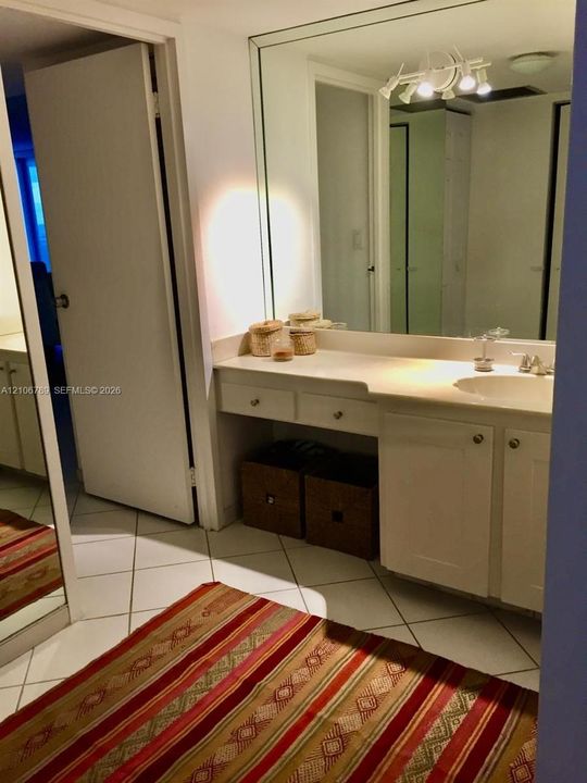 В аренду: $3,500 (2 спален, 2 ванн, 1603 Квадратных фут)