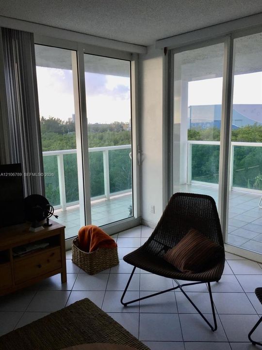 В аренду: $3,500 (2 спален, 2 ванн, 1603 Квадратных фут)