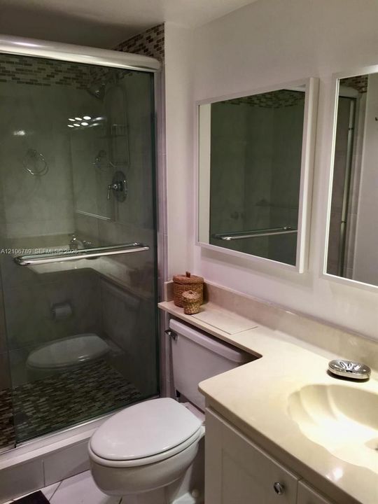 В аренду: $3,500 (2 спален, 2 ванн, 1603 Квадратных фут)