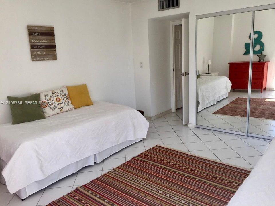 В аренду: $3,500 (2 спален, 2 ванн, 1603 Квадратных фут)