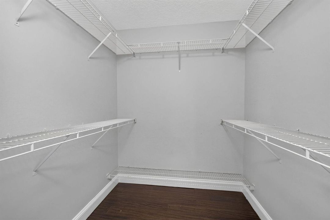walk in closet