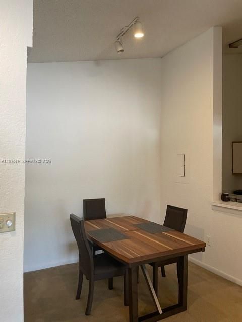 В аренду: $1,699 (1 спален, 1 ванн, 786 Квадратных фут)