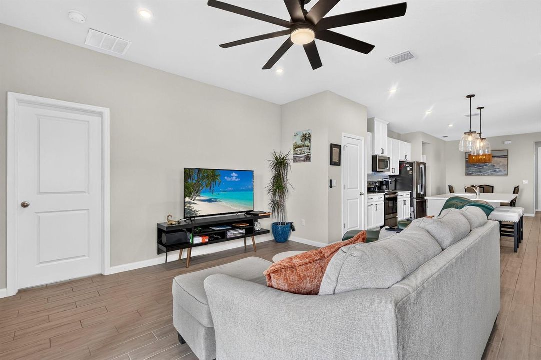 17-web-or-mls-5P1A8358