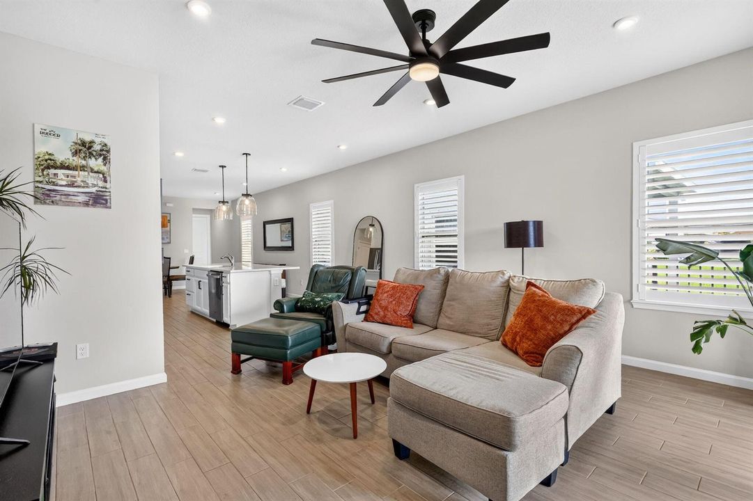16-web-or-mls-5P1A8354