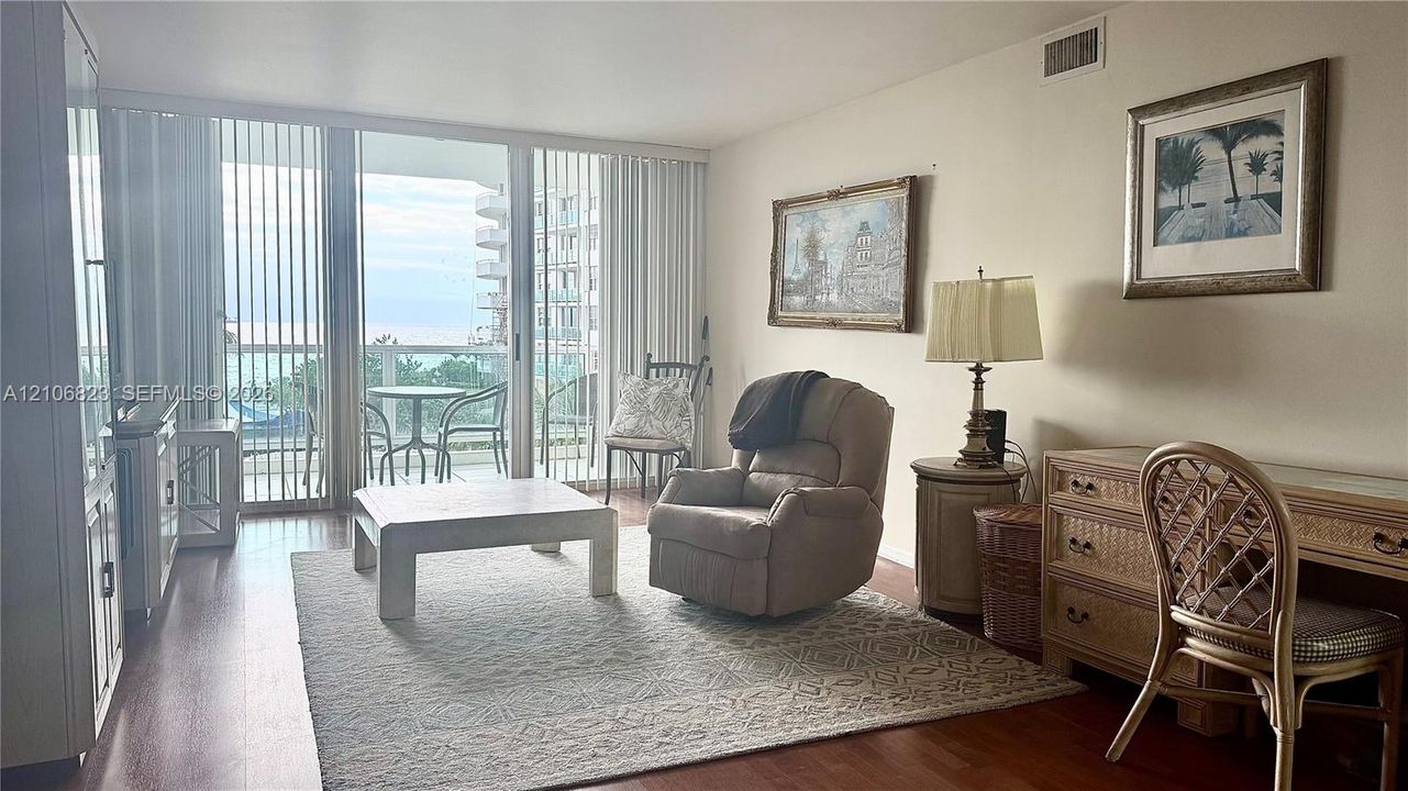 For Sale: $600,000 (2 beds, 2 baths, 0 Square Feet)