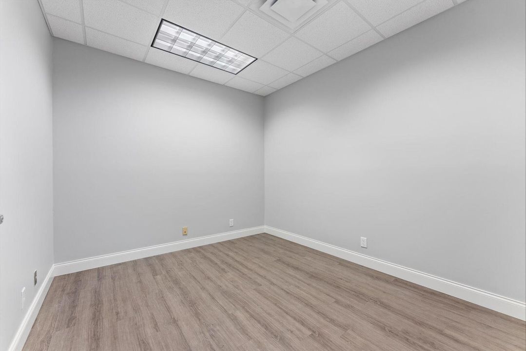 04 - Representative Interior - Private O