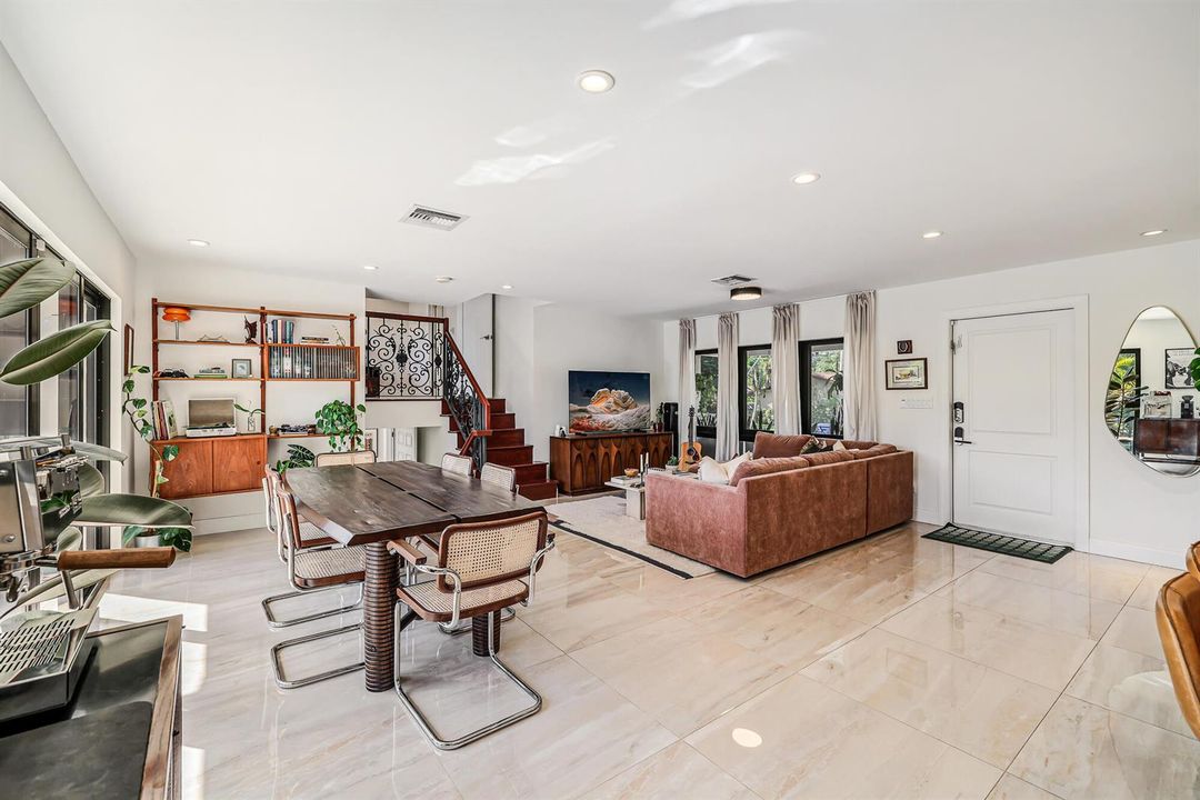 2408 NE 17th Terr-14