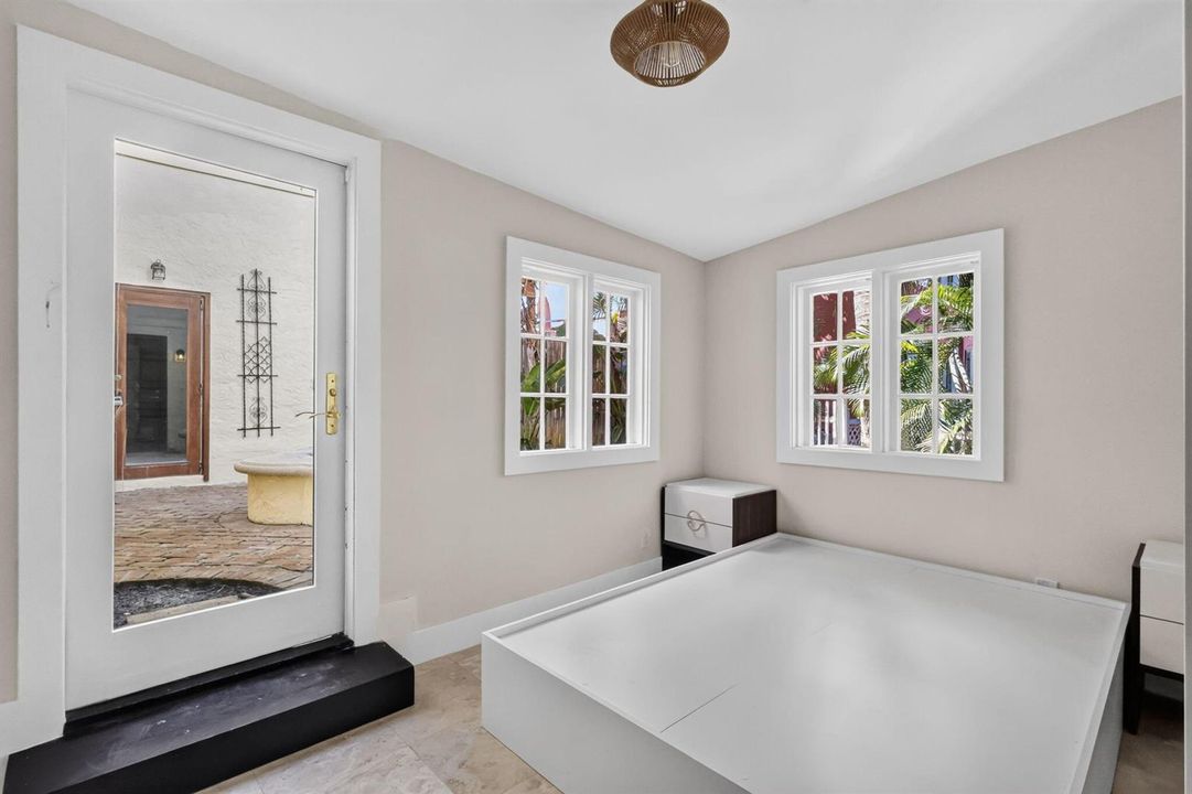 1st floor guest ensuite