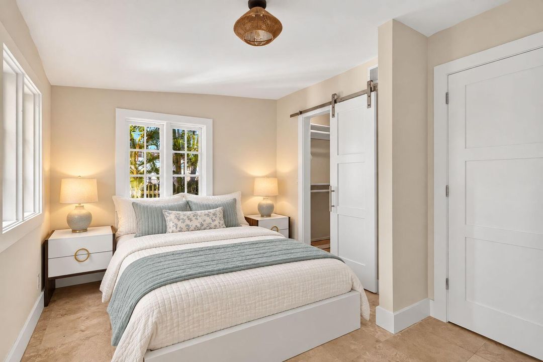 107-web-or-mls-bedroom