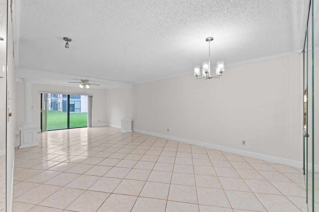 10-web-or-mls-A7408575