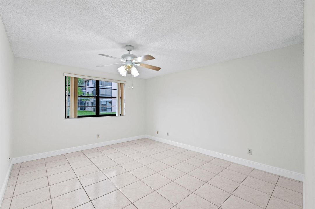 19-web-or-mls-A7408636