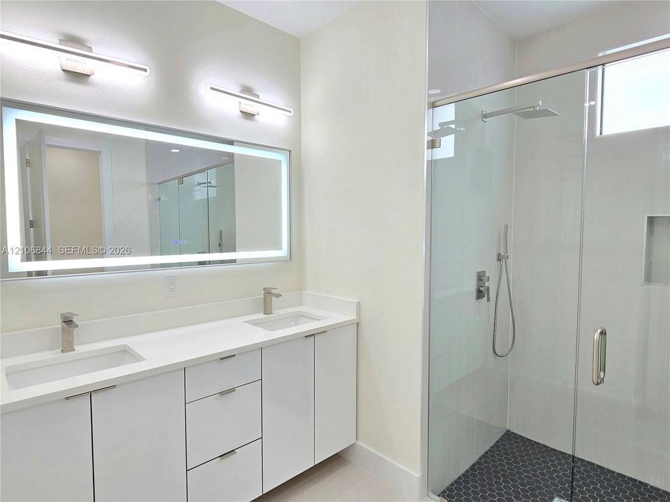 На продажу: $378,000 (3 спален, 3 ванн, 1703 Квадратных фут)
