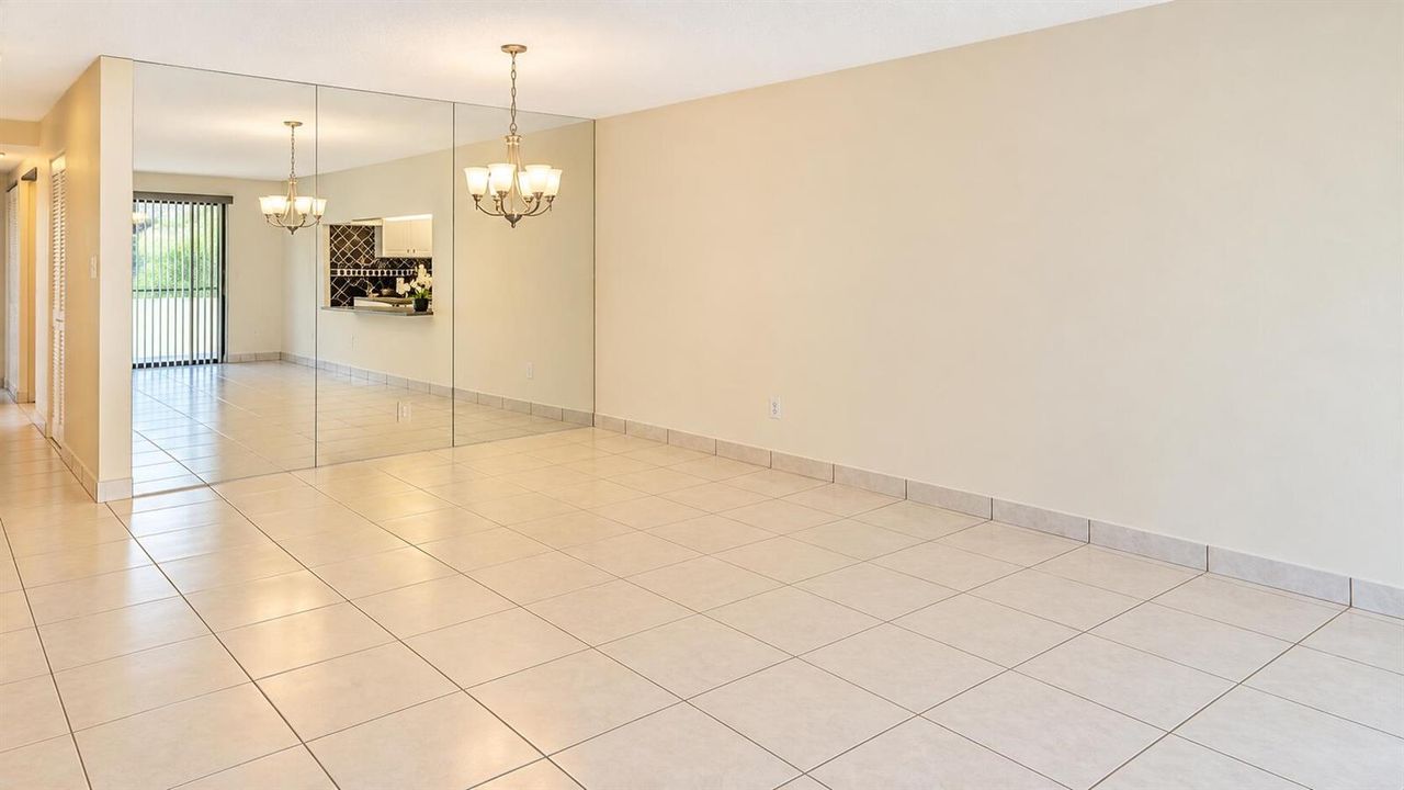 Living/Dining Room