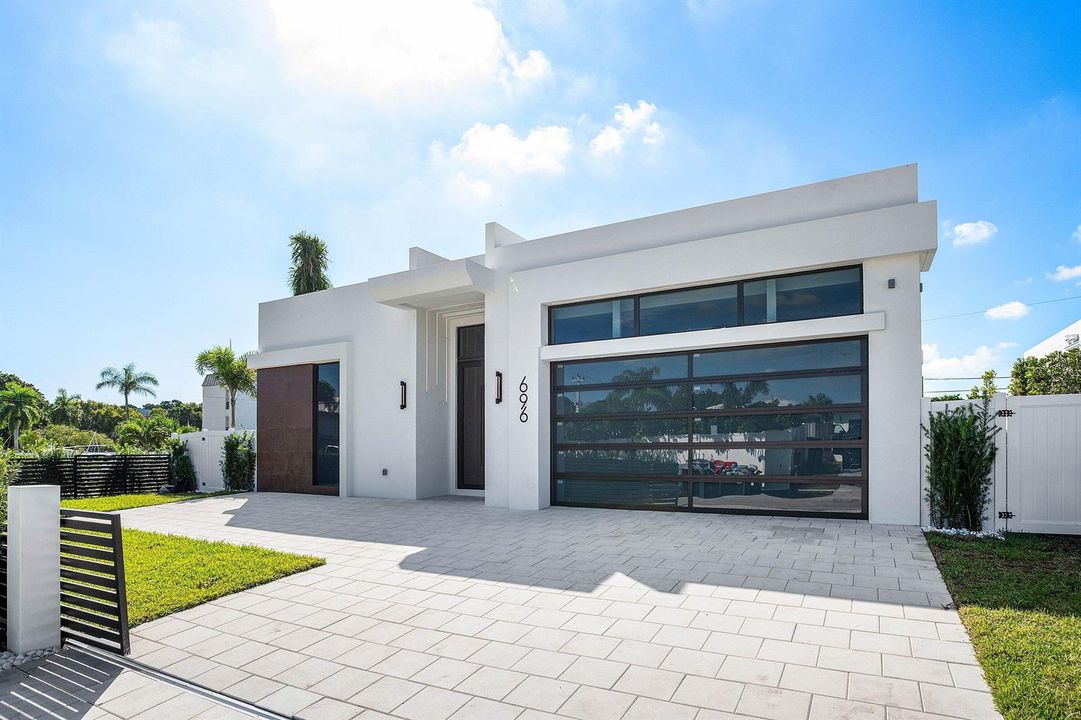 004-696HastingsStreet-BocaRaton-FL-33487