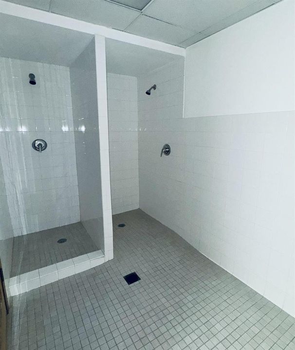 Sauna showers