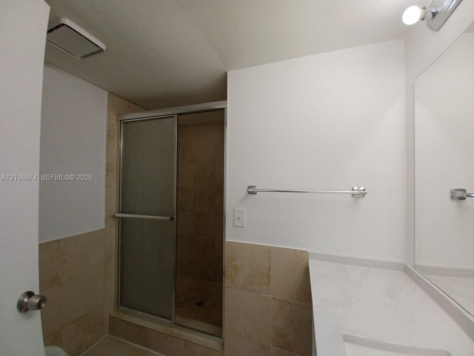For Rent: $1,975 (2 beds, 2 baths, 1150 Square Feet)