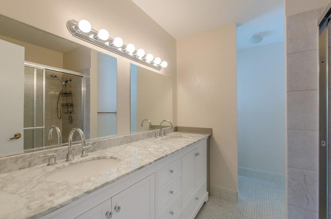 10953 Winding Creek-24