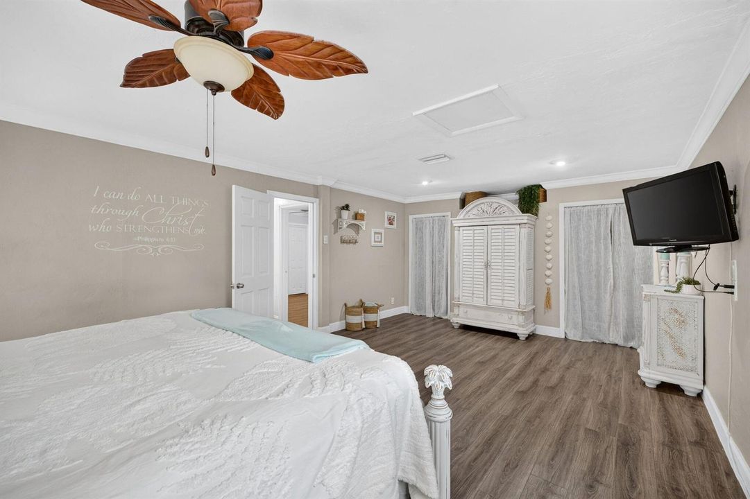 Oversized primary bedroom