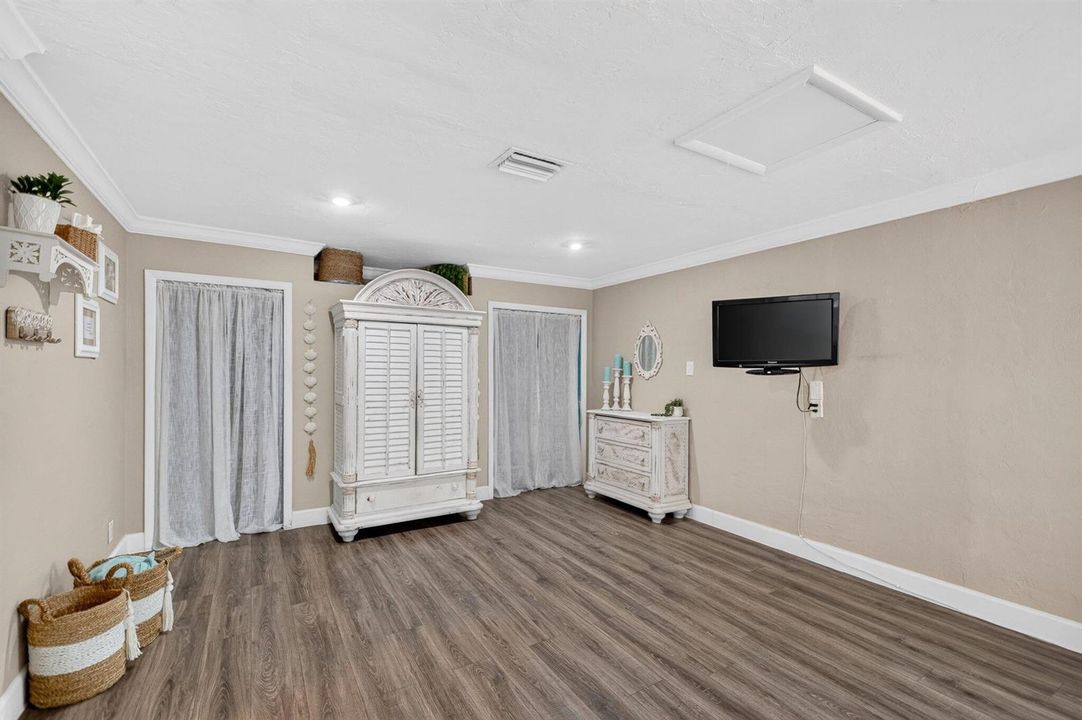 Sitting area in primary bedroom