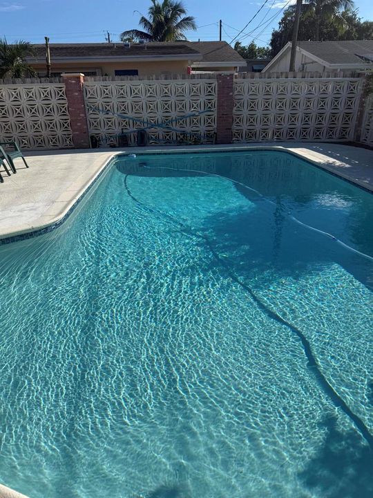Pool 5
