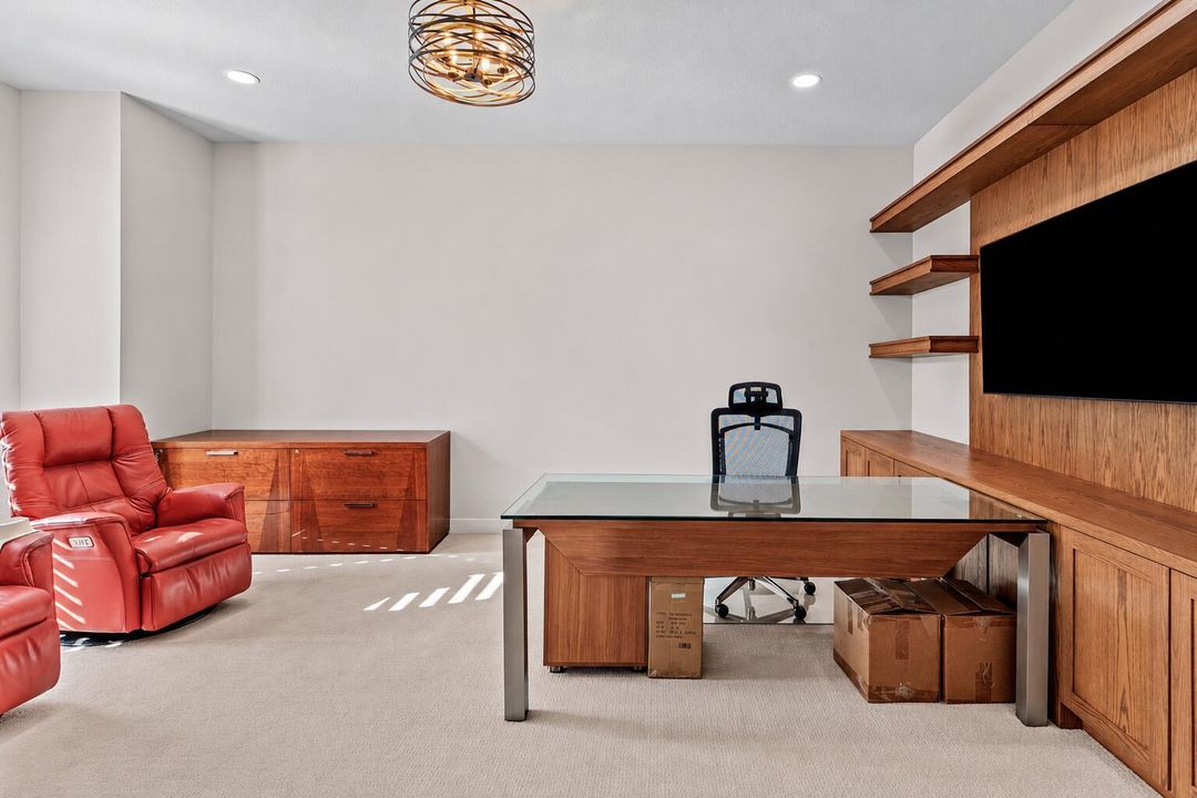 Office - 1st floor