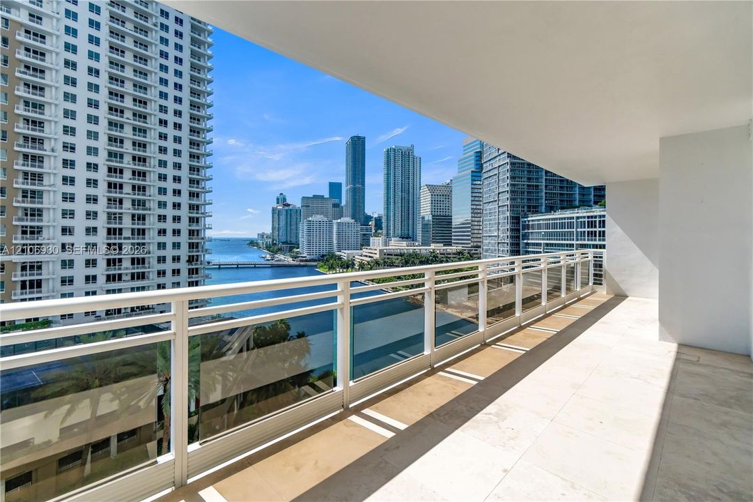 En Venta: $1,120,000 (2 camas, 2 baños, 1558 Pies cuadrados)