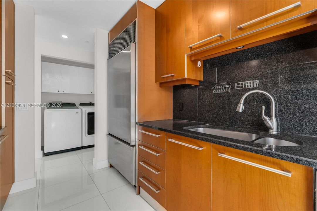 En Venta: $1,120,000 (2 camas, 2 baños, 1558 Pies cuadrados)