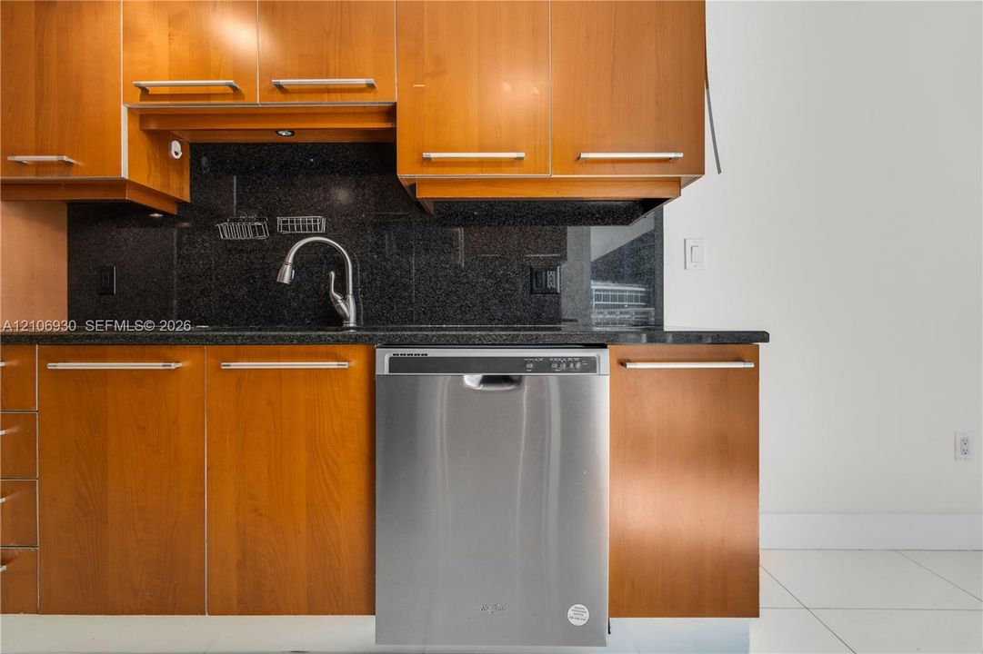 En Venta: $1,120,000 (2 camas, 2 baños, 1558 Pies cuadrados)