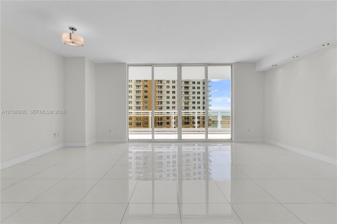 En Venta: $1,120,000 (2 camas, 2 baños, 1558 Pies cuadrados)