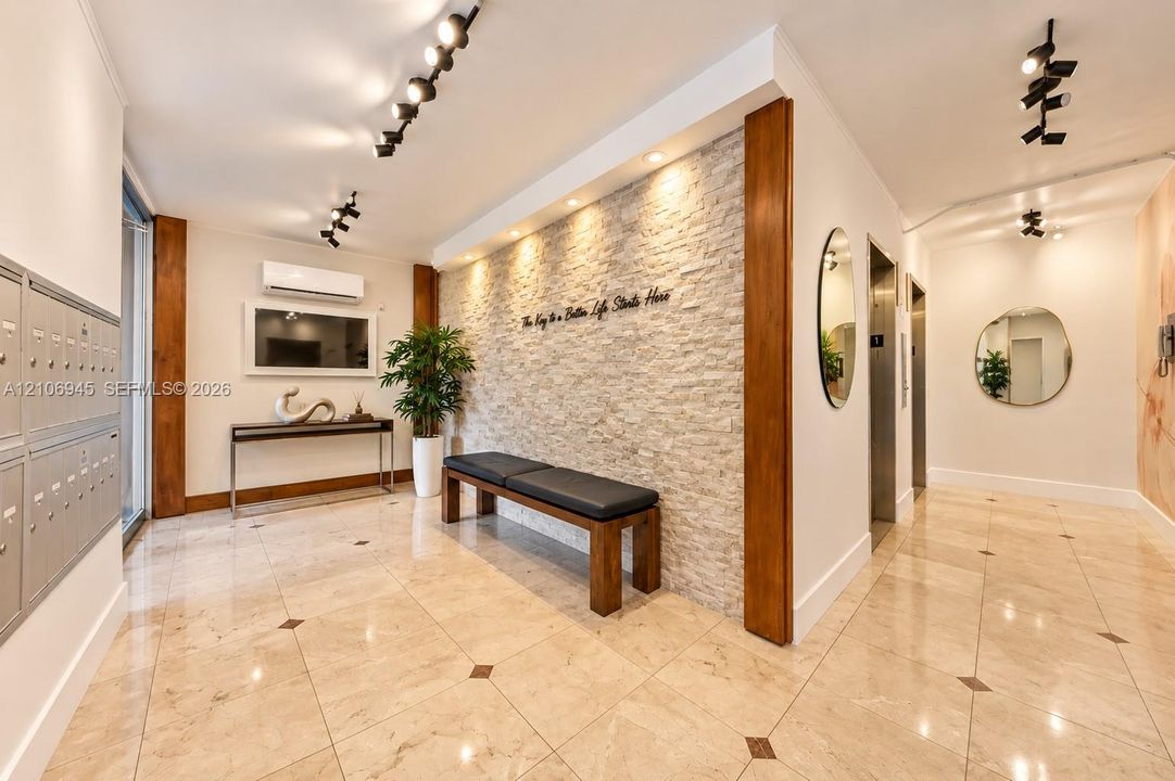 En Renta: $2,300 (1 camas, 1 baños, 900 Pies cuadrados)