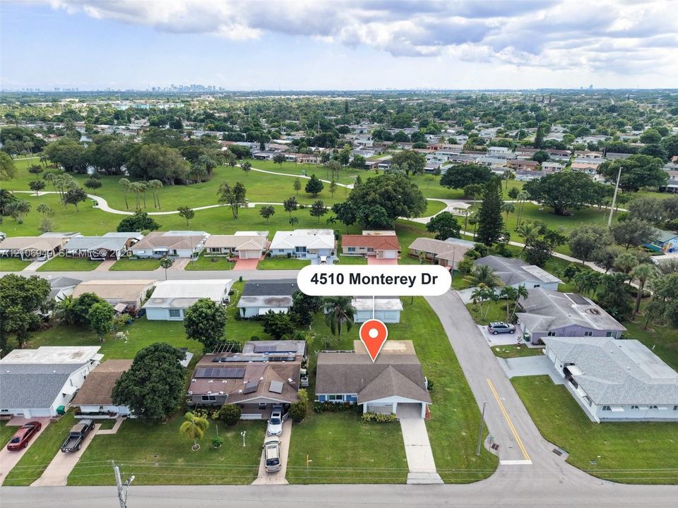 For Sale: $387,400 (2 beds, 2 baths, 1318 Square Feet)