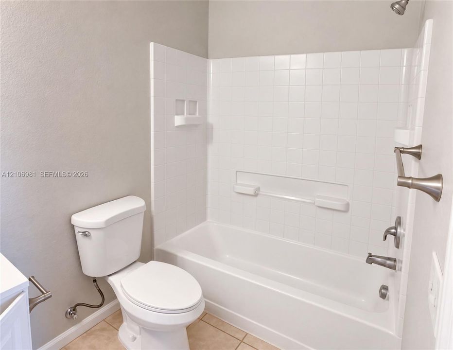 For Sale: $380,000 (3 beds, 2 baths, 1240 Square Feet)