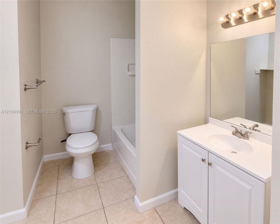 For Sale: $380,000 (3 beds, 2 baths, 1240 Square Feet)