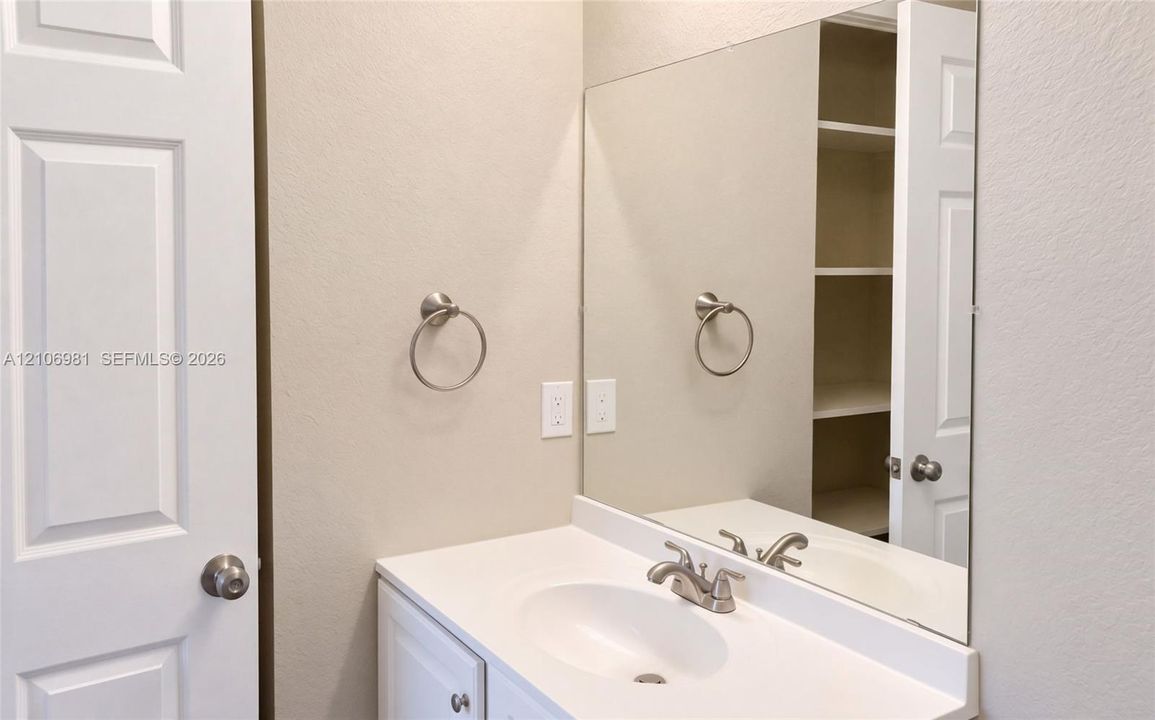 For Sale: $380,000 (3 beds, 2 baths, 1240 Square Feet)
