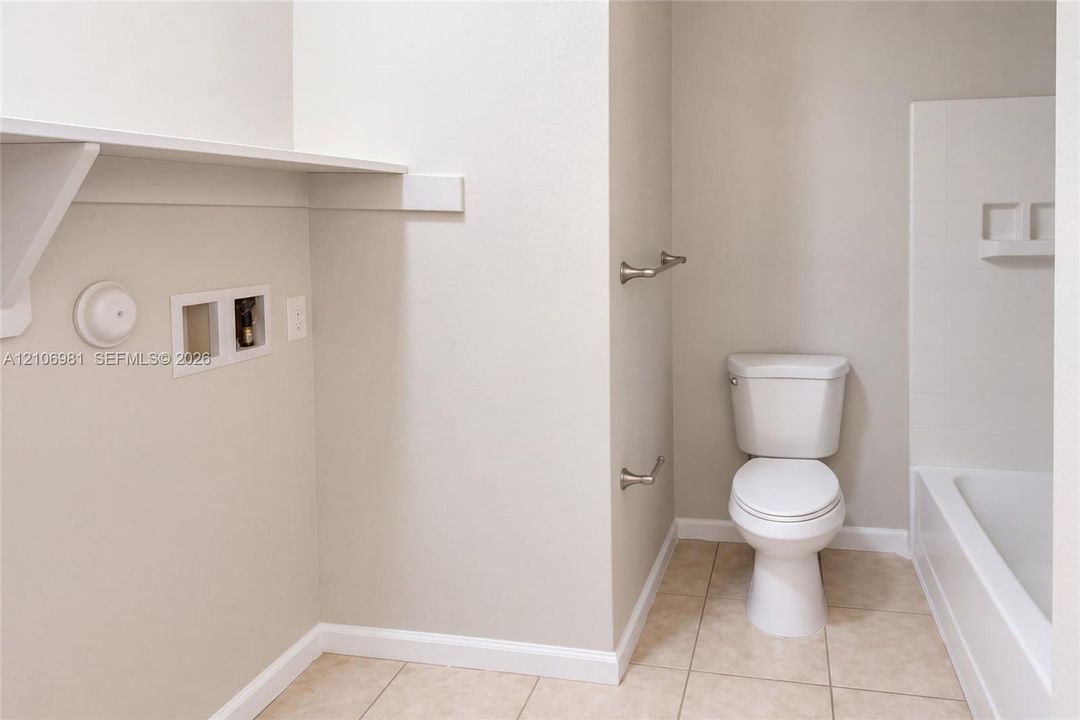 For Sale: $380,000 (3 beds, 2 baths, 1240 Square Feet)