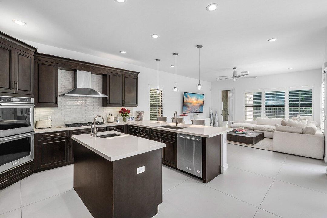 014-16388PantheonPass-DelrayBeach-FL-334